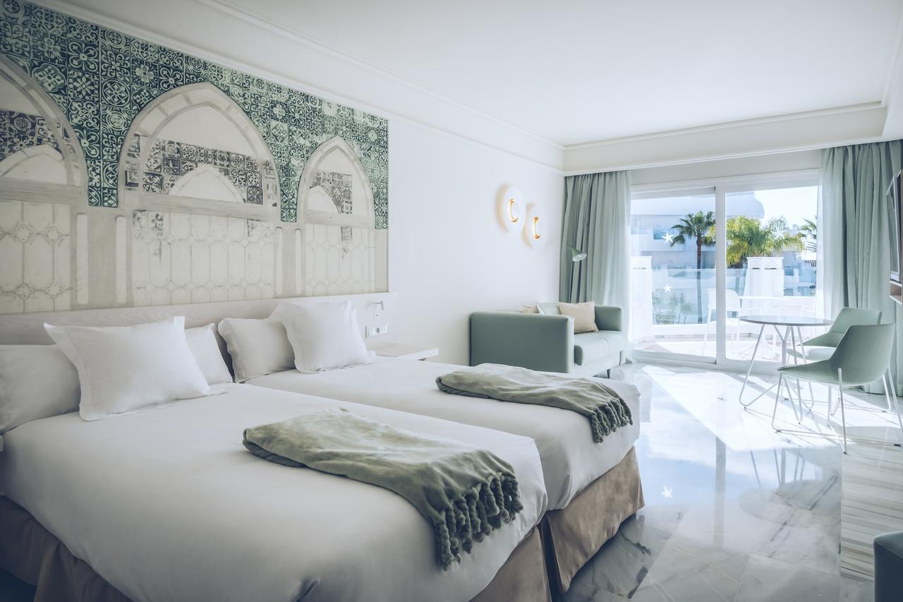 อิเบโรสตาร์ มาร์เบยา โกรัลบีช - สำหรับผู้ใหญ่เท่านั้น Hotel ภายนอก รูปภาพ